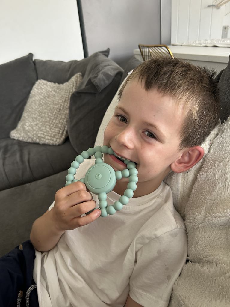 Tegan Cnoi Synhwyraidd Dirgrynol - Teganau Cnoi Awtistiaeth a Theganau Deintyddiaeth Babanod