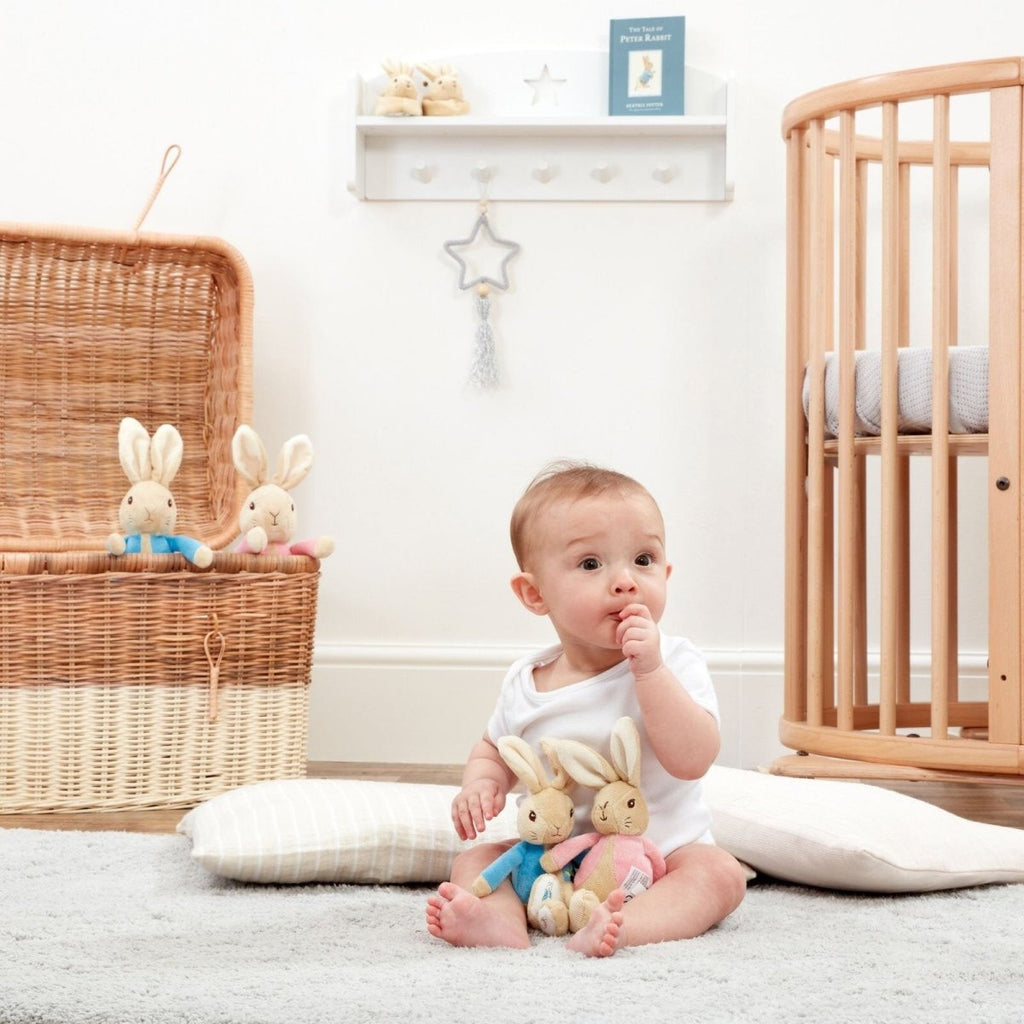 Grigiau Peter Rabbit Flopsy Bean Amrywiol 1 pc