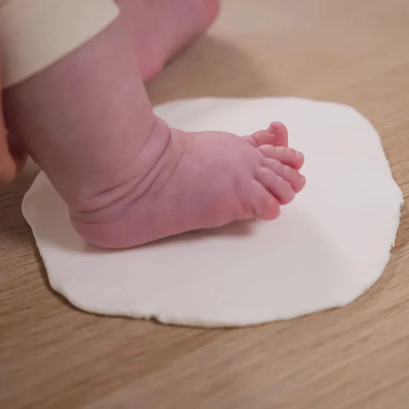 Ffrâm Puzzl Petit Artichaut gydag Olion Dwylo a Thraed - Coeden Olewydd