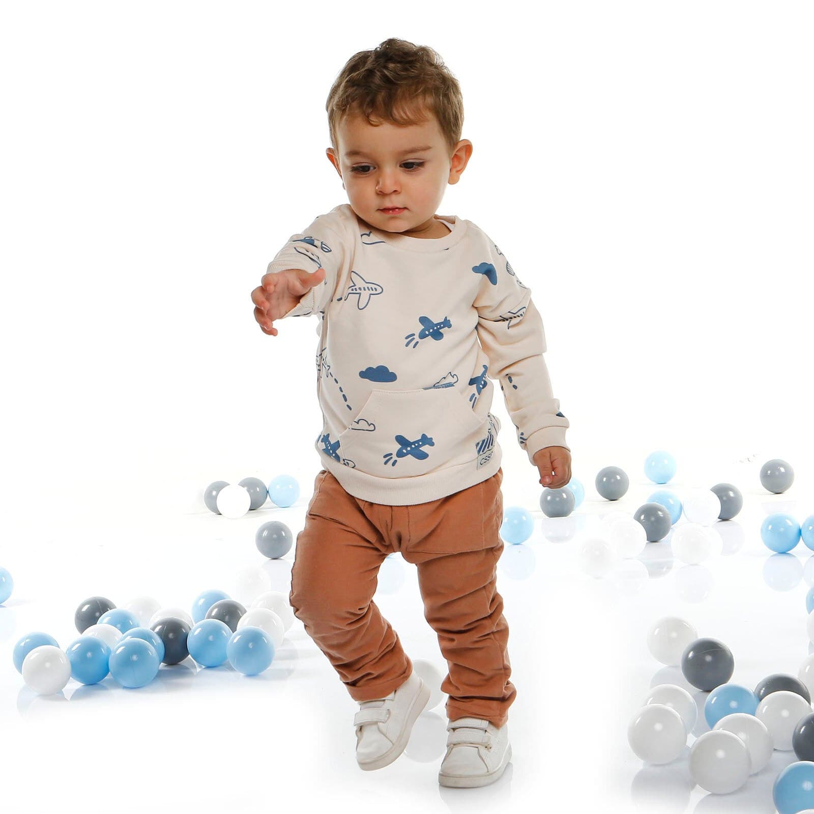 Siwt Ddwy-Darn Cassiope (Pwys-Grys a Throwsus) - Brown