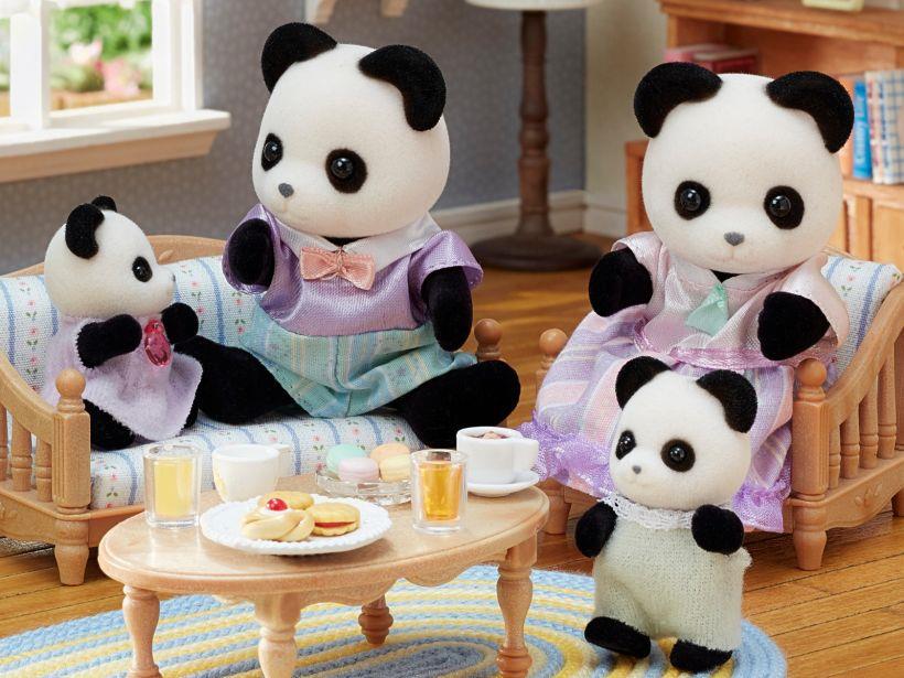 Set Chwarae Teulu Panda Pookie o Sylvanian Families ar gyfer Plant 3 Oed a Hŷn