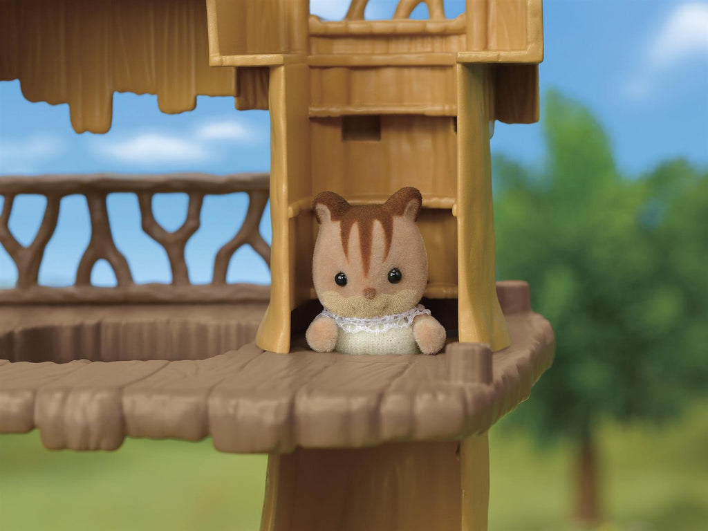 Sylvanian Families Adventure Tree House Toy Playset for Ages 3 and Up