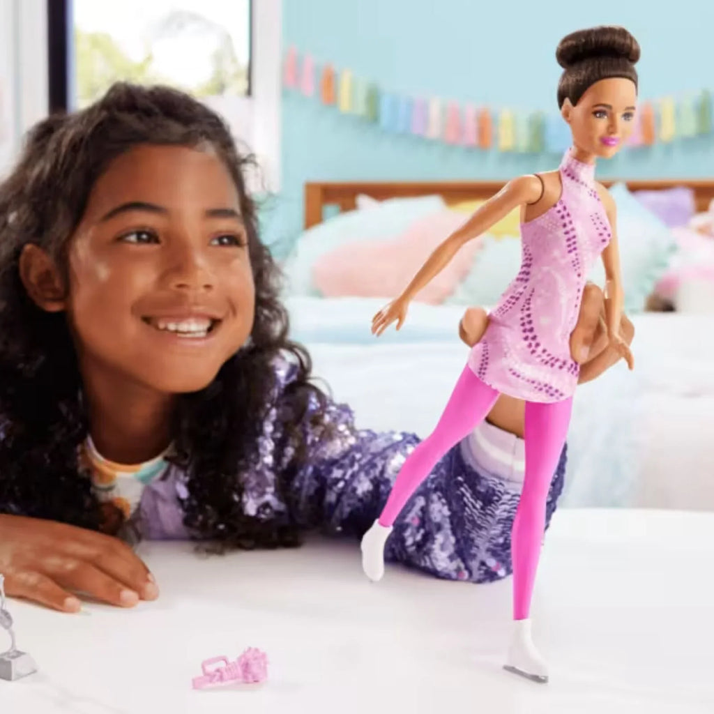 Barbie Gyrfaoedd: Sglefriwr Iâ - Doli