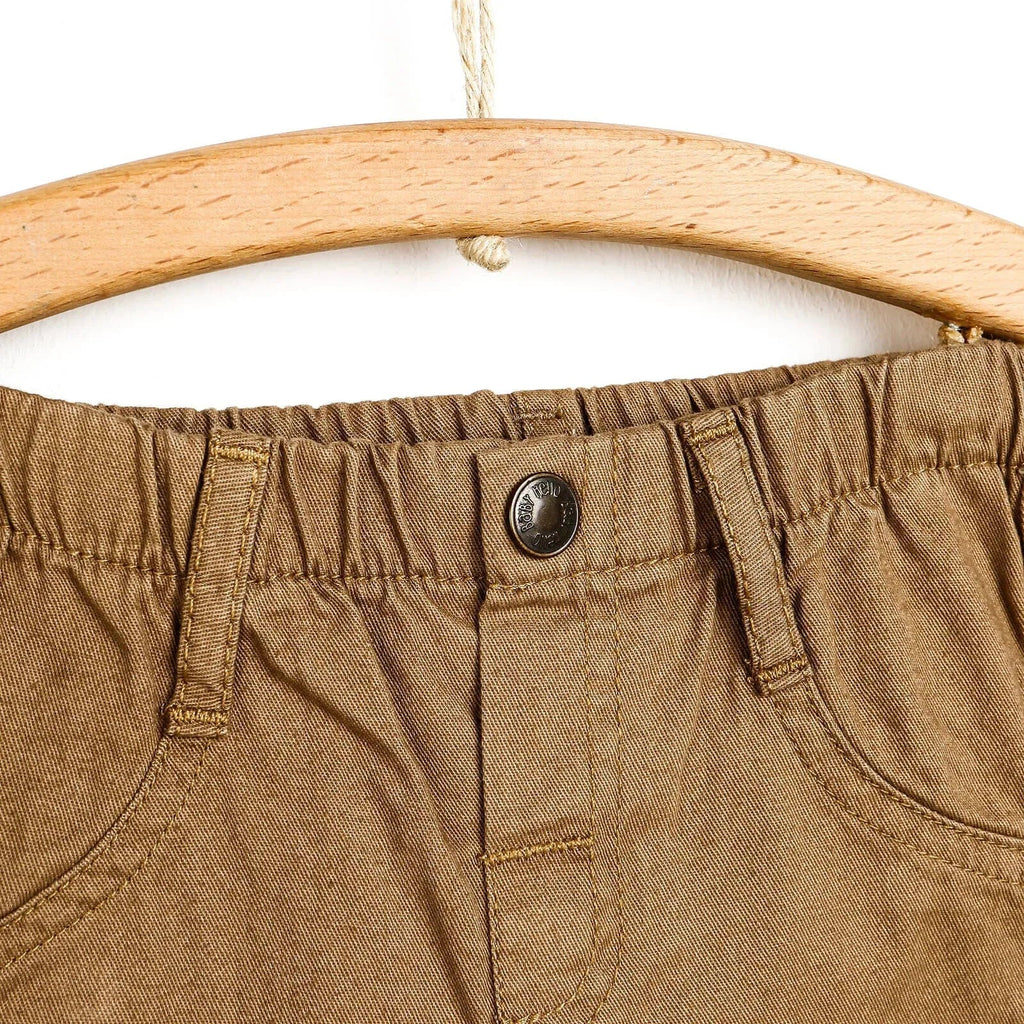 Trowsus Gwehyddu Syml i Fachgen gan HelloBaby - Brown Ysgafn