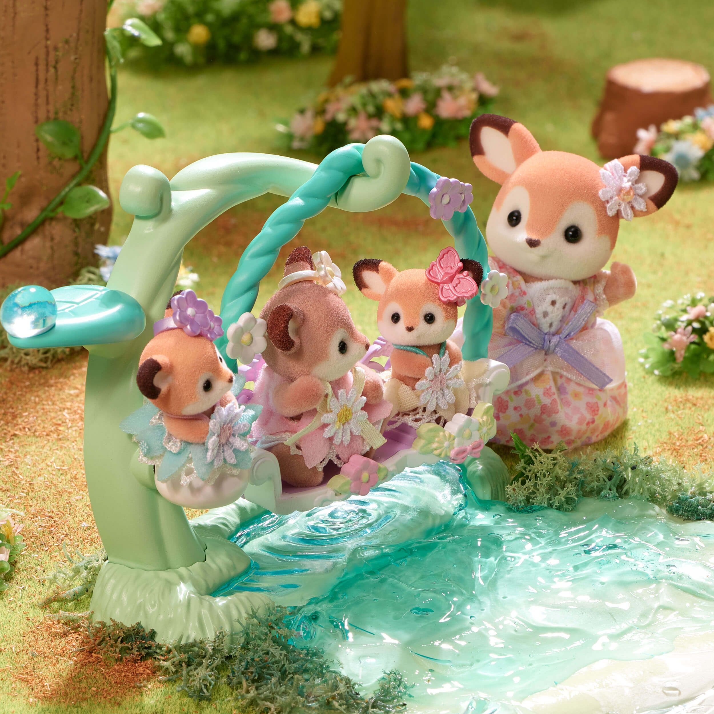 Set Hwylio Blodau i Fabanod Ceirw Sylvanian Families, Tegannau i Blant 3 Oed a Hŷn