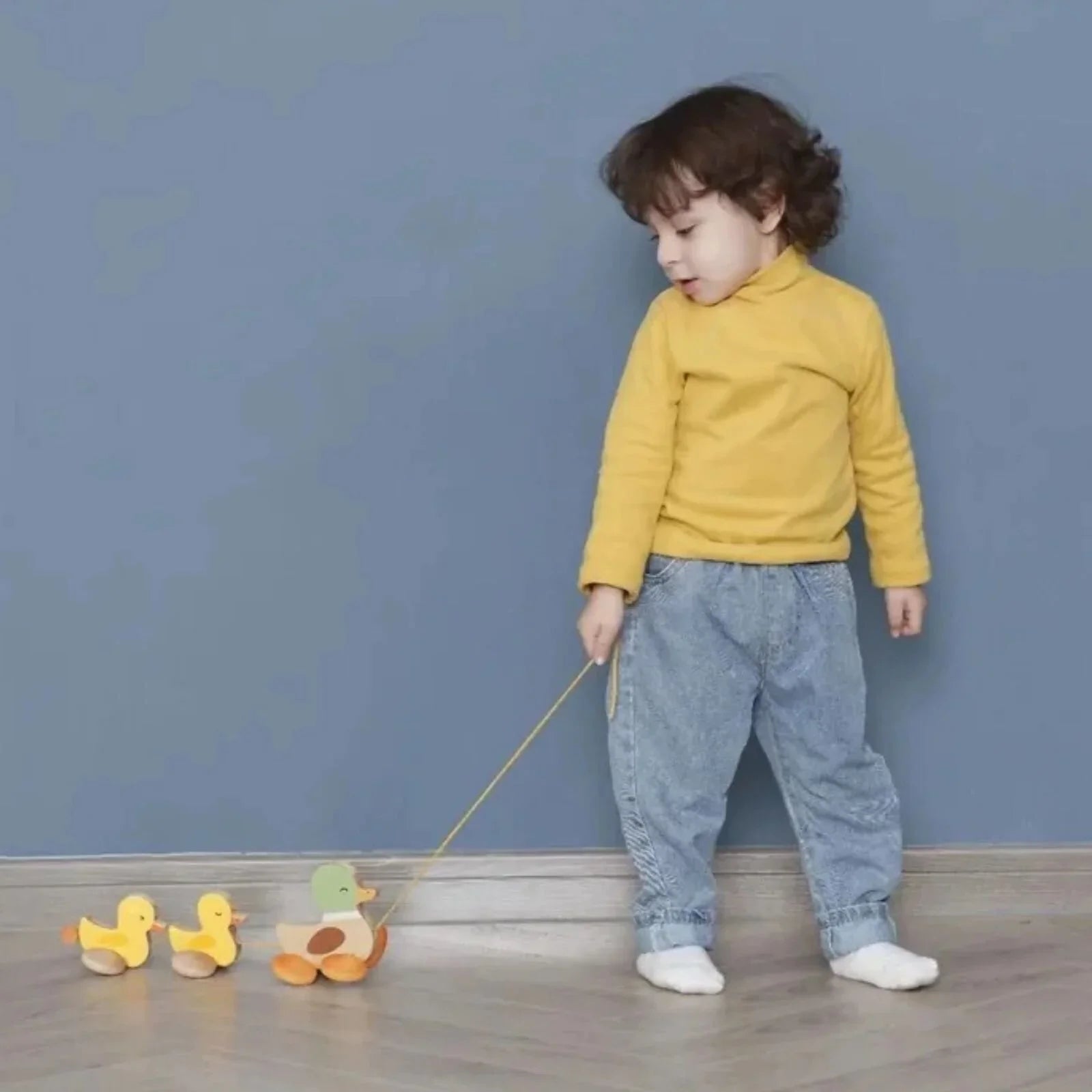 Classic World Paddling Pull Along Duck