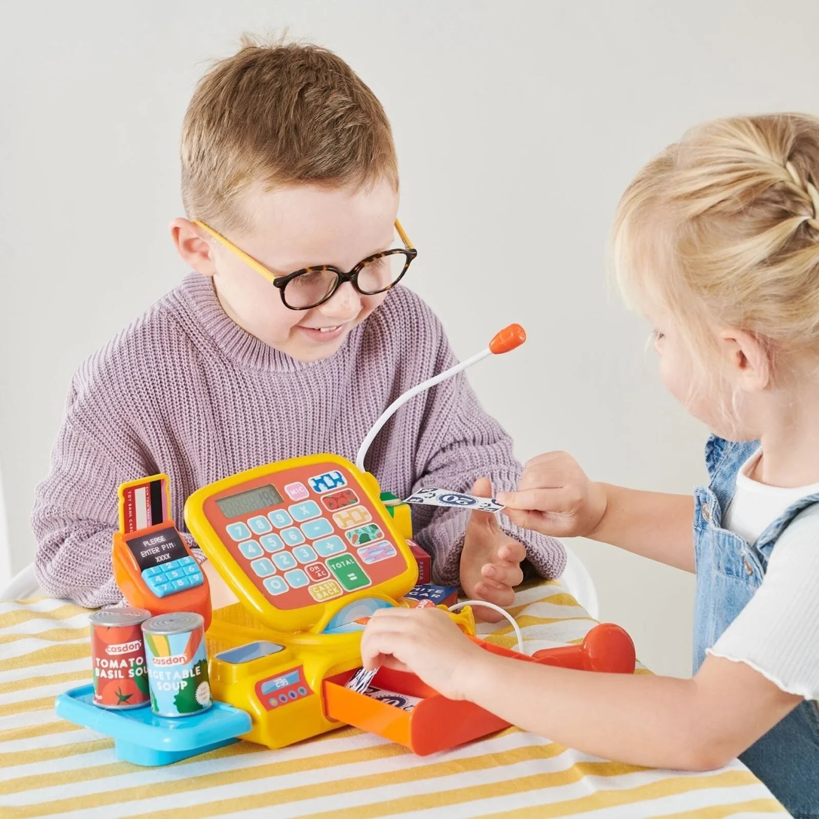 Casdon Cofrestr Arian Parod