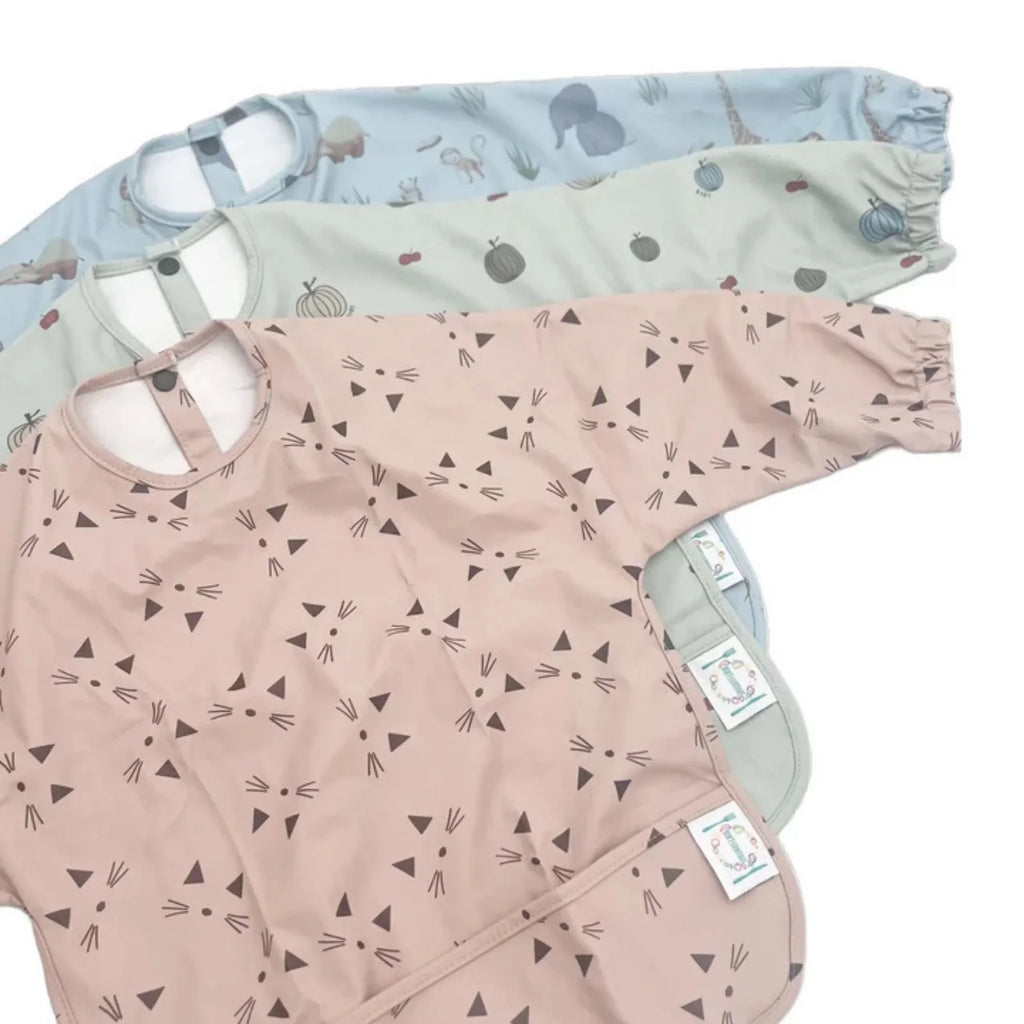 BLW Essentials Ffedog Drosodd â Llewys Hir sy'n Dal Dŵr - Glas