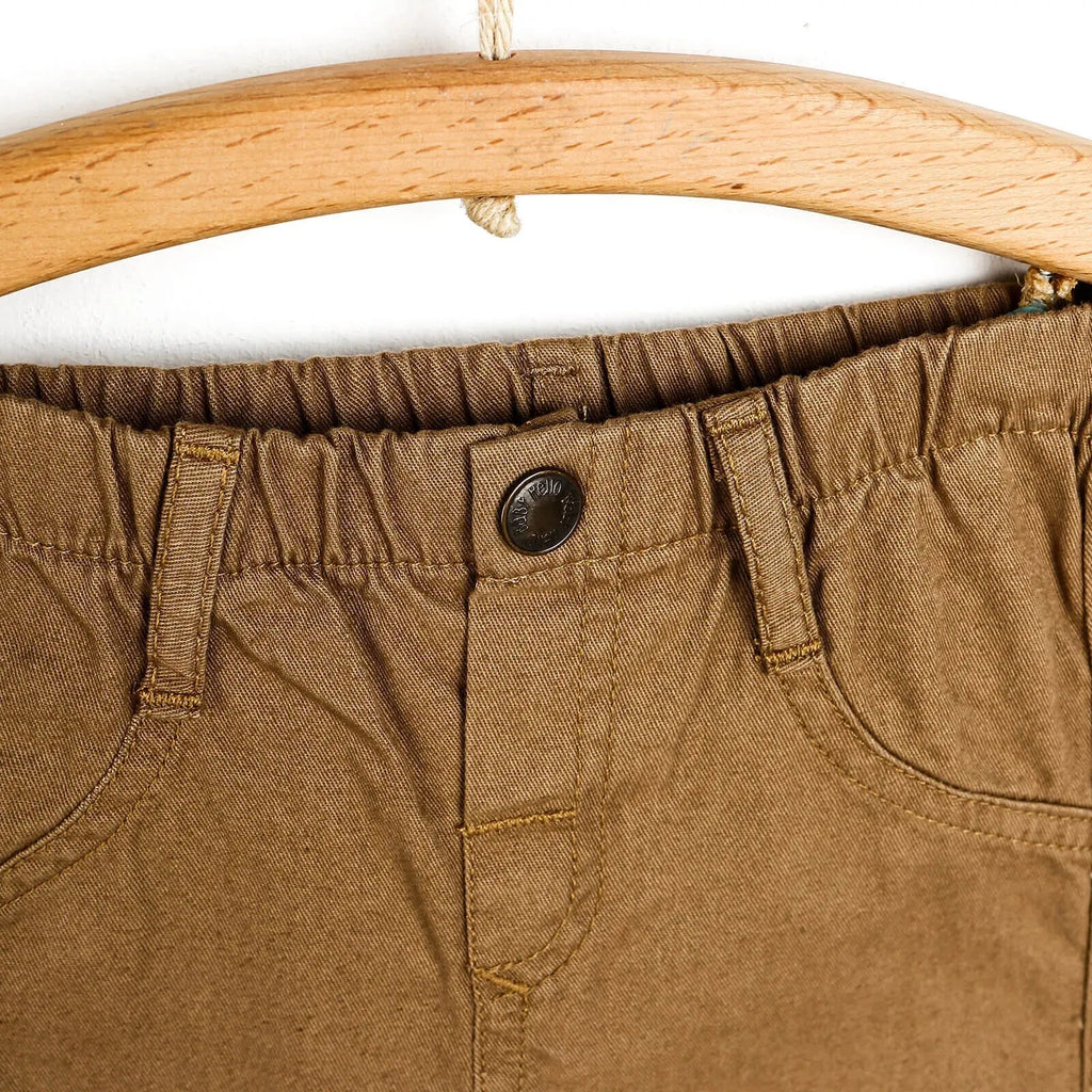 Trowsus Gwehyddu Syml i Fachgen gan HelloBaby - Brown Ysgafn