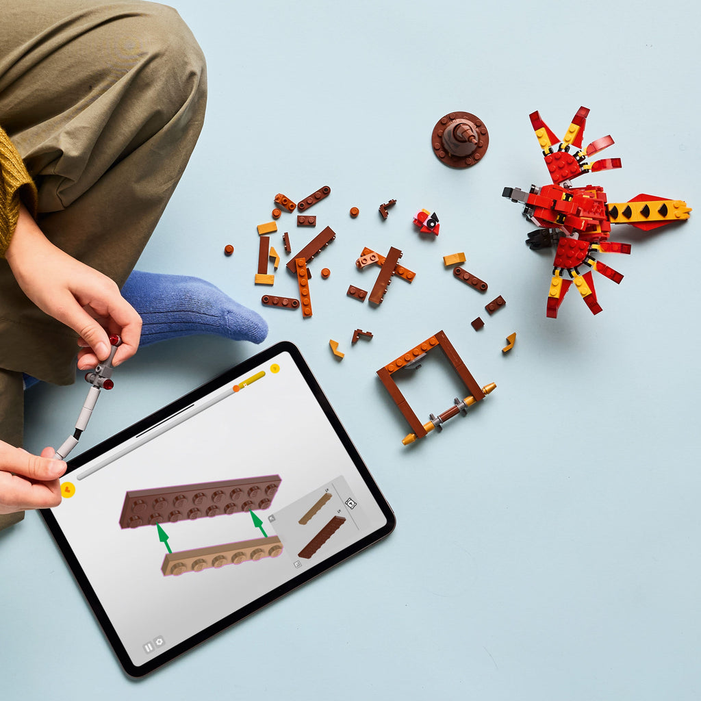 Lego Harry Potter 76448 Fawkes: Ffenics Dumbledore ar gyfer plant 8 oed a hŷn.