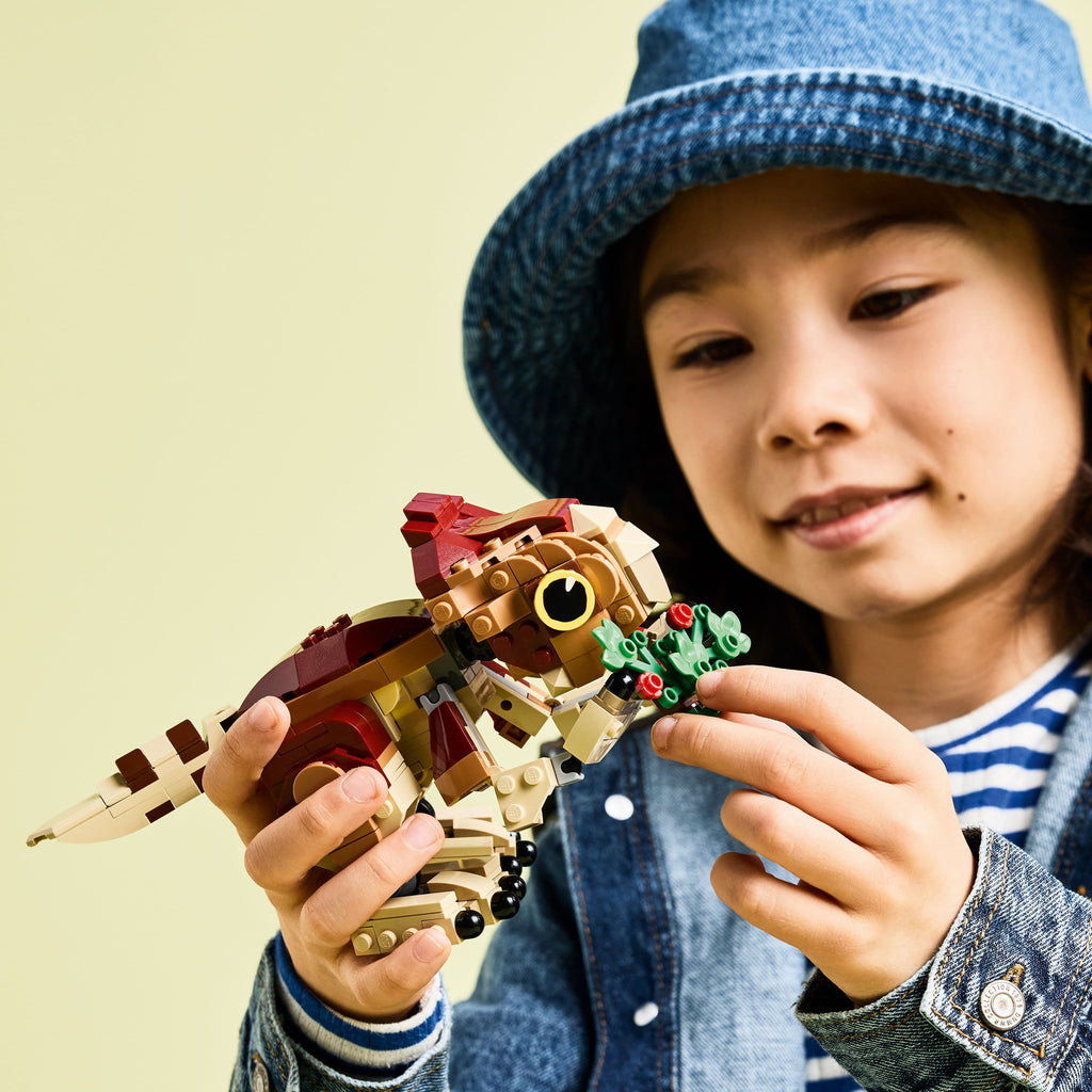 Lego Jurassic World 76970 Deinosor Bach Dolores: Aquilops ar gyfer Plant 7+ oed