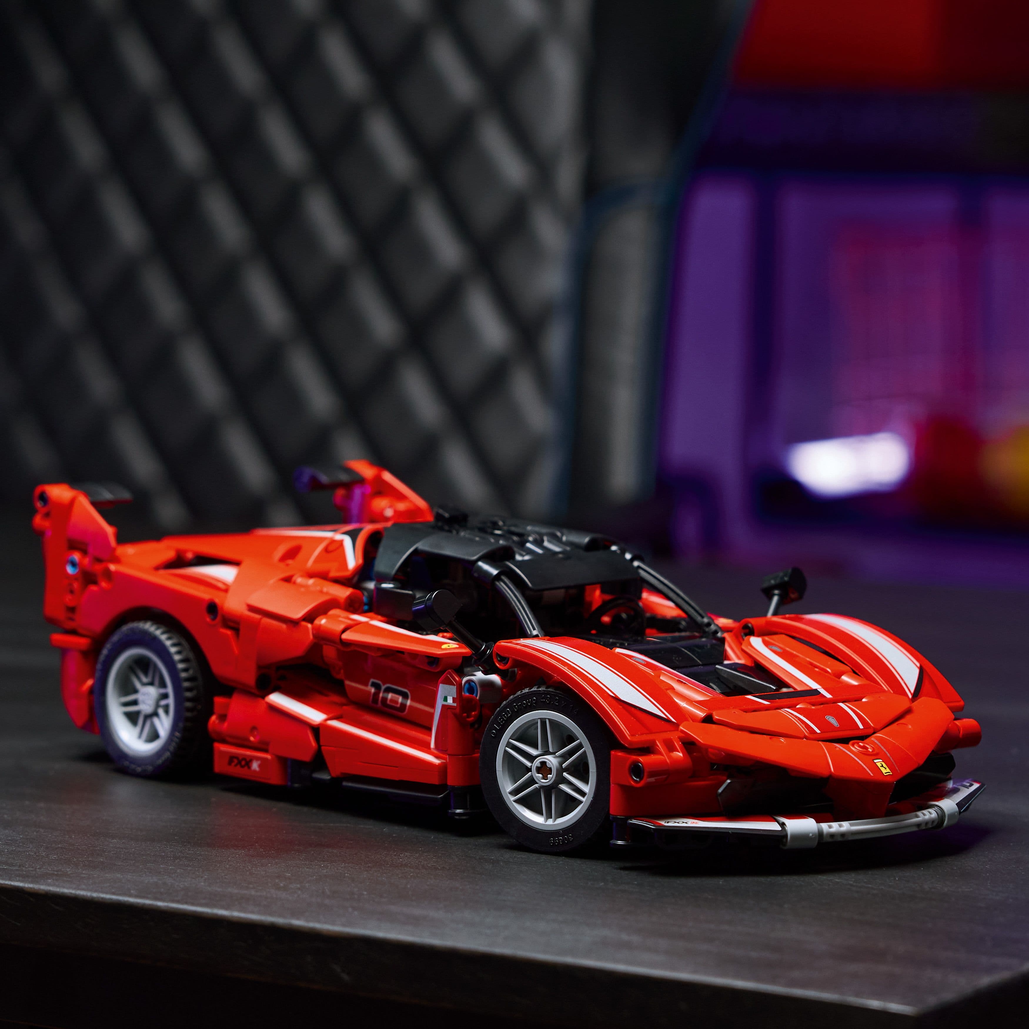 Set Chwarae Car Adeiladadwy Lego Technic 42212 Ferrari FXX K ar gyfer Plant 10 Oed a Hŷn