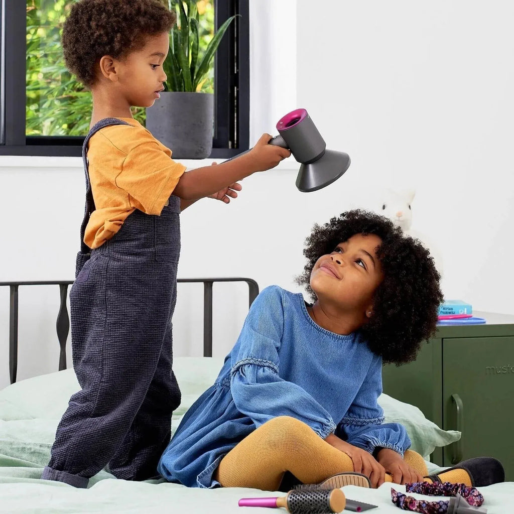 Set Sychwr Gwallt Tegan Casdon Dyson