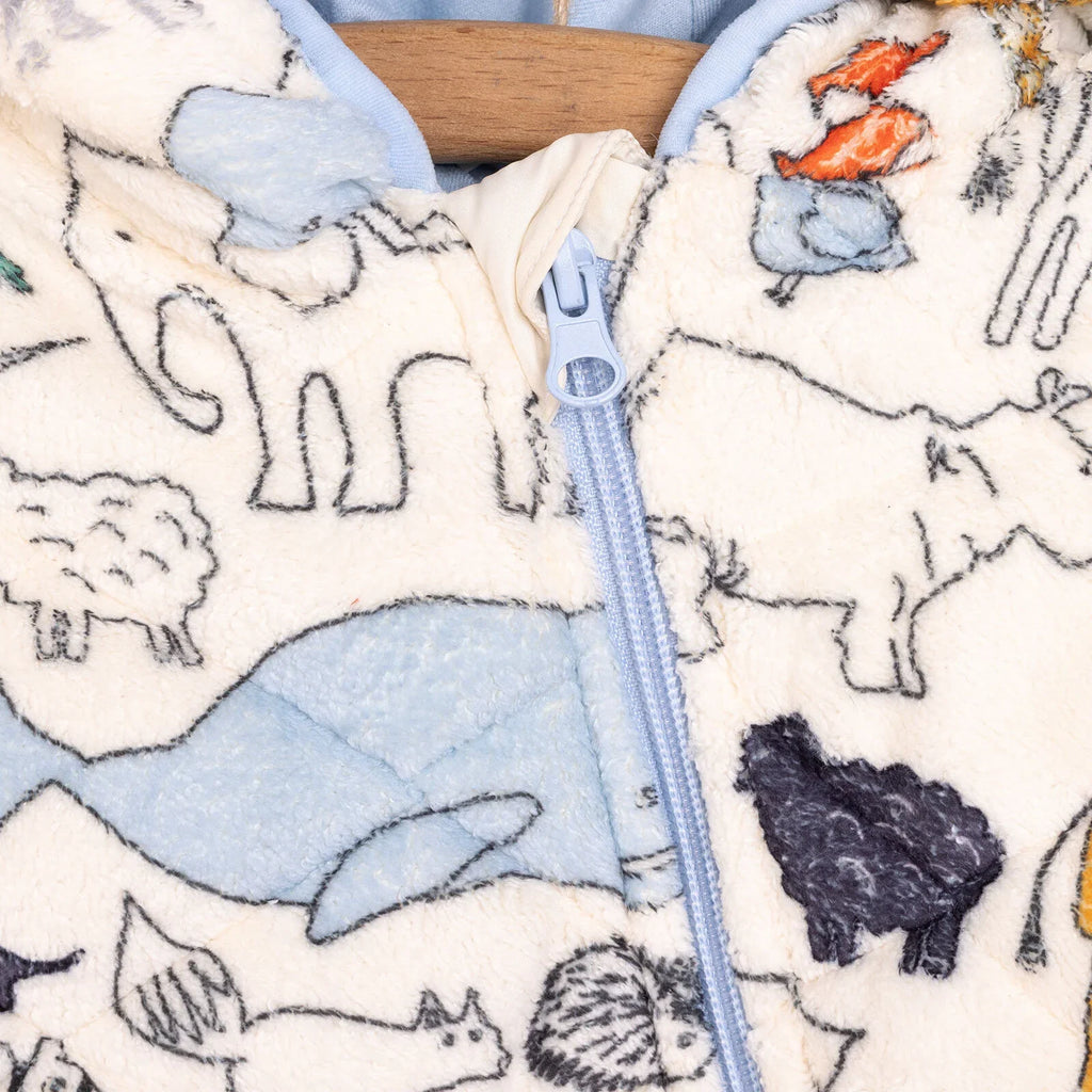 Siwmpsuit â Kap a Thraed i Faban Bach Newydd-anedig MidiMod (Bachgen)