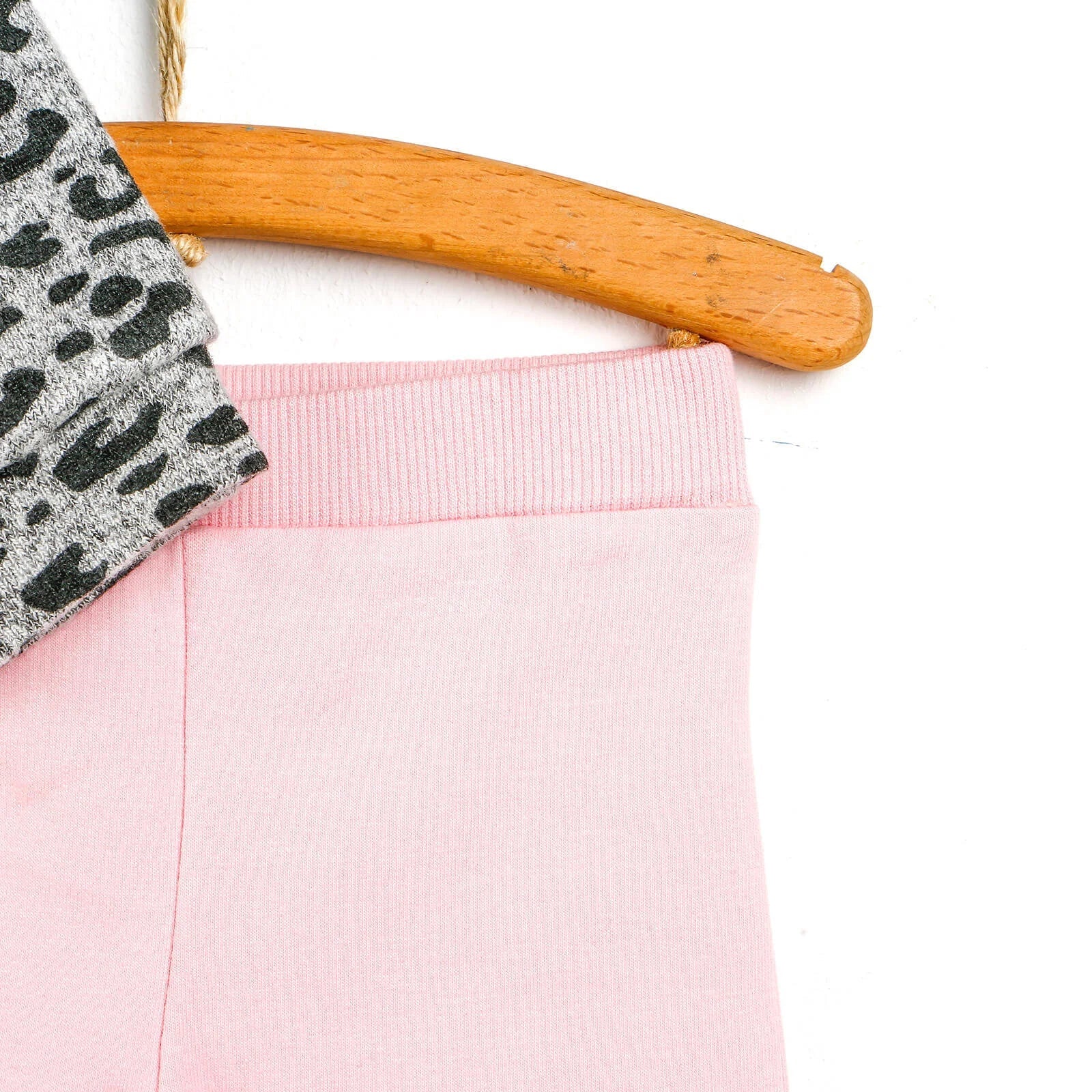 Crys Chwys Llewpard Newydd-anedig i'm Babi - Llwyd Melange