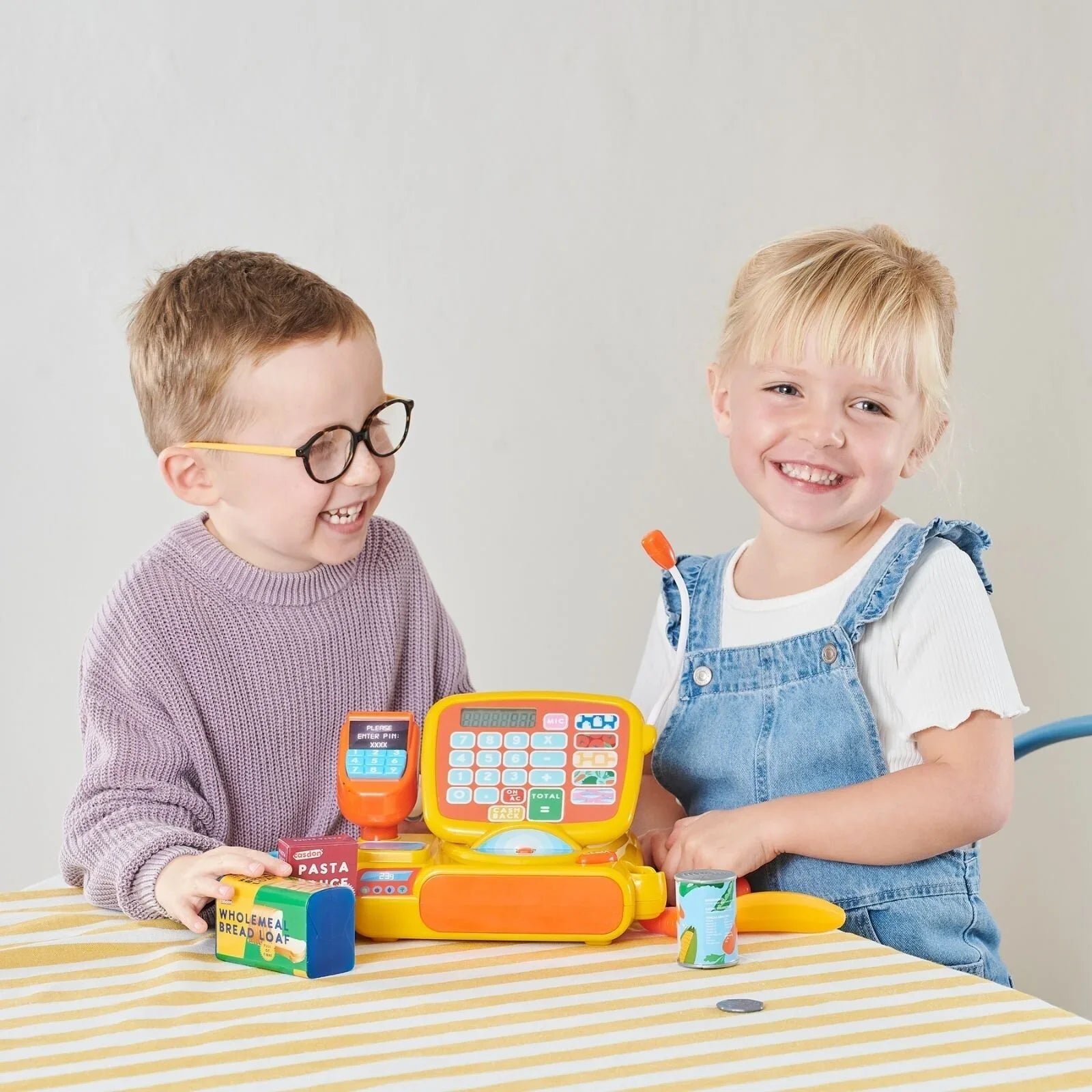 Casdon Cofrestr Arian Parod