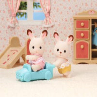 Set Chwarae Cefeilliaid Gwningen Siocled Sylvanian Families ar gyfer Plant 3 Oed a Hŷn