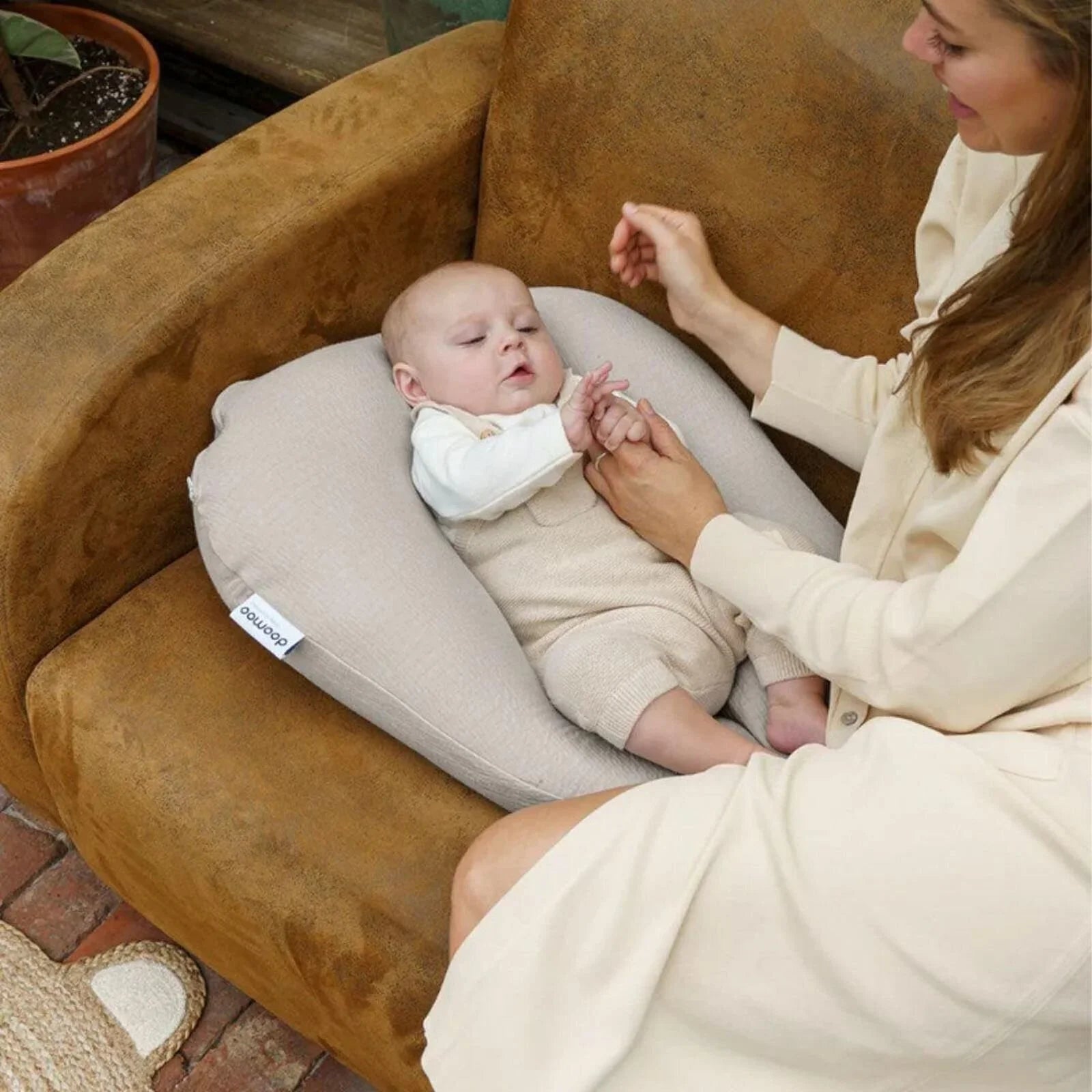 Doomoo Softy Muslin Nursing Pillow - Jersey Sand