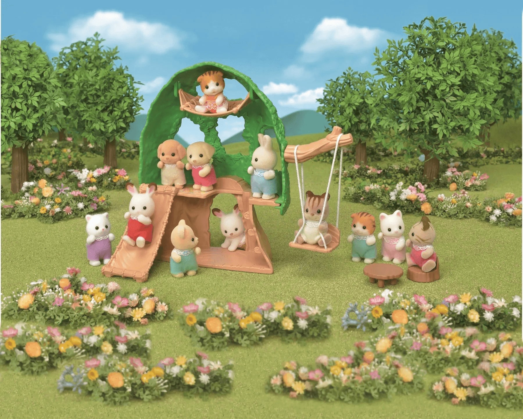 Set Chwarae Tŷ Coeden Babanod Sylvanian Families ar gyfer Plant 3 Oed a Hŷn