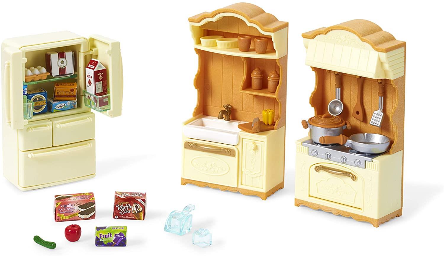 Set o ddodrefn cegin Sylvanian Families ar gyfer chwarae, addas i blant 3 oed a hŷn.