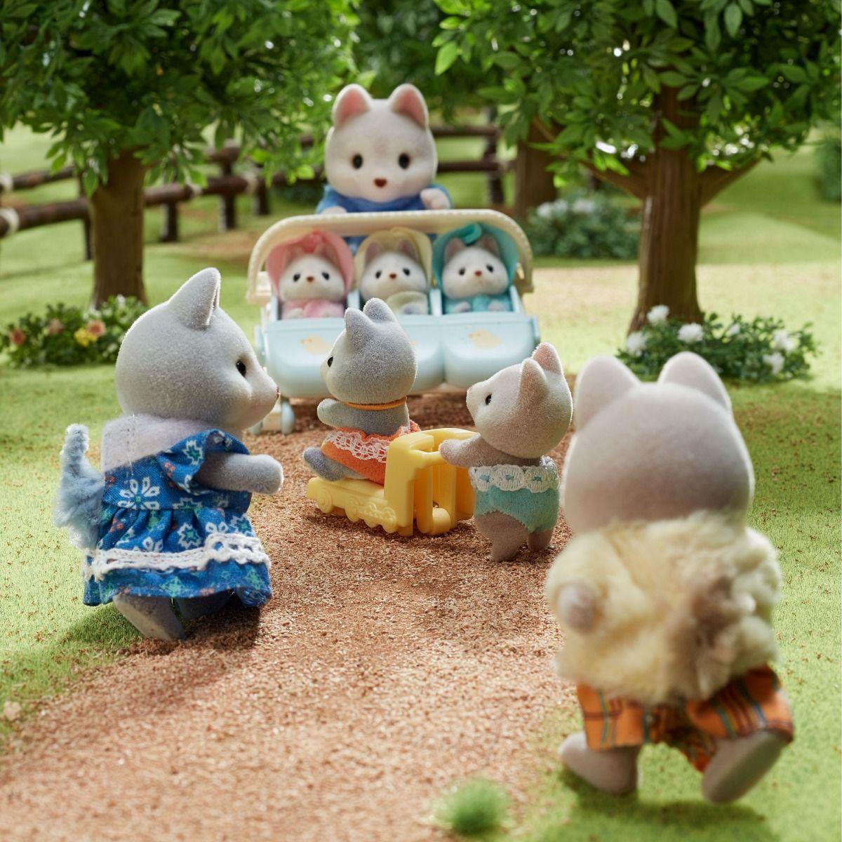 Set Chwarae Teulu Husky Sylvanian Families ar gyfer Plant 3 Oed a Hŷn