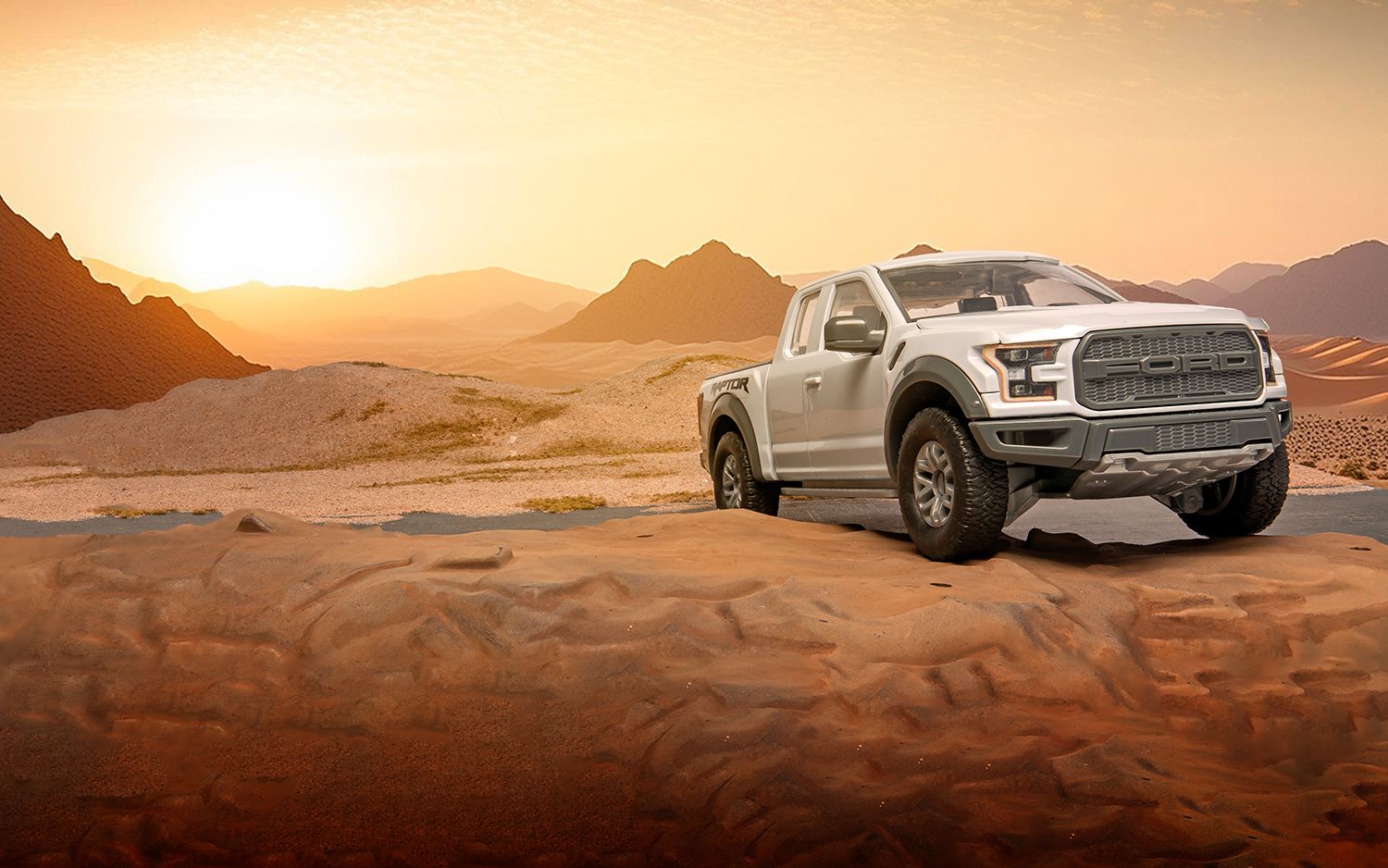 Pecyn Car Model Llwyd Ford F-150 Raptor Cyflym Airfix J6053